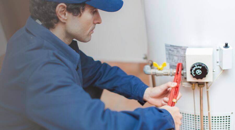 Expert burst pipe repair services in Ravenden, AR